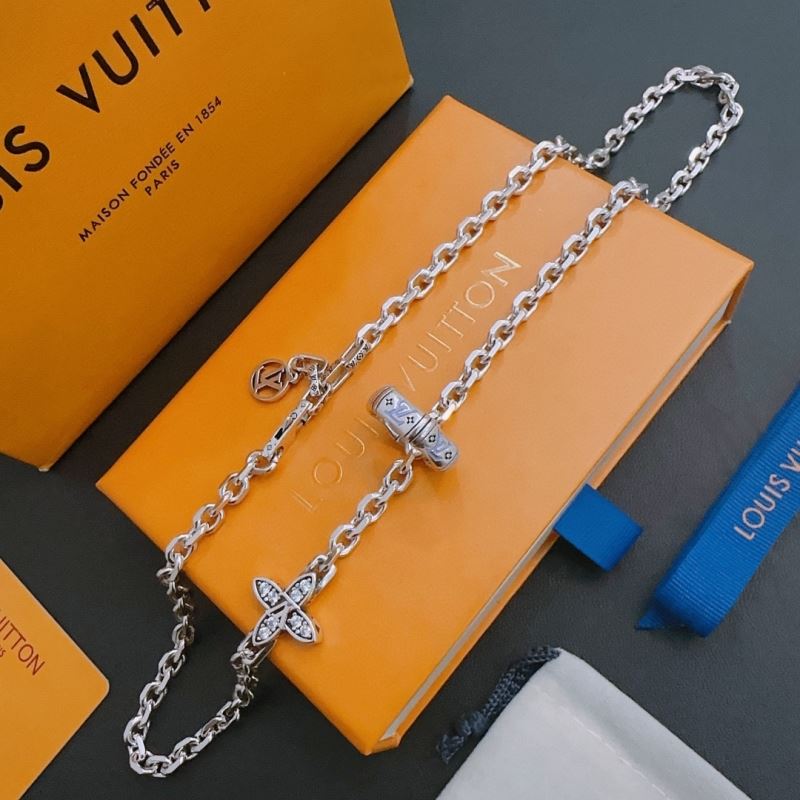 Louis Vuitton Necklaces